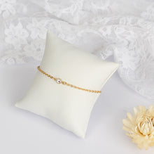 Charger l&#39;image dans la galerie, Bracelet de mariée strass swarovski chaîne dorée or fin
