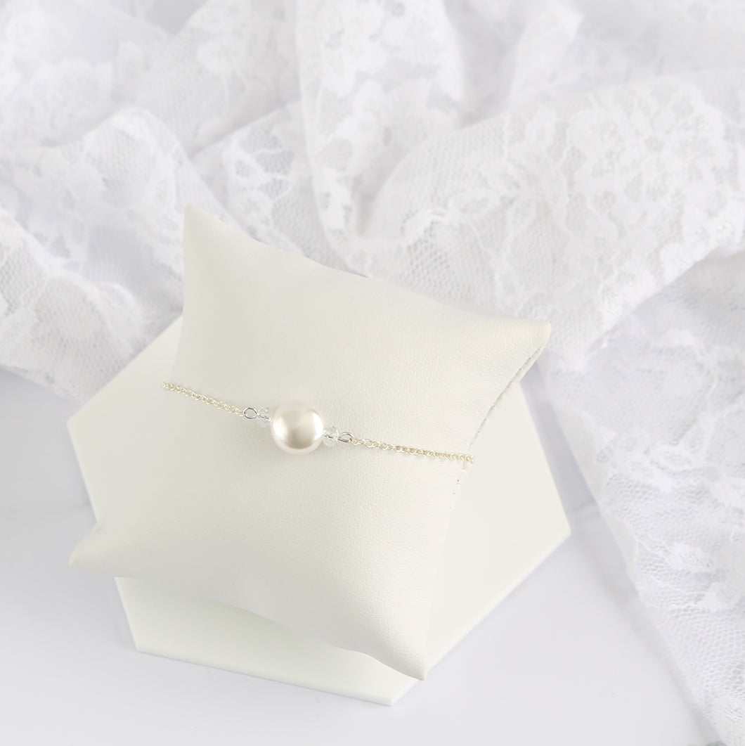 Bracelet de mariée perle plate nacrée perles de cristal swarovski 