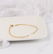 Charger l&#39;image dans la galerie, Bracelet mariée perles swarovski cristal doré or fin
