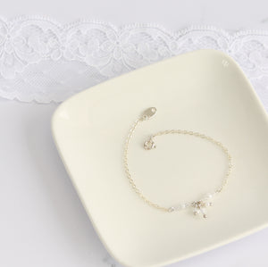 Bracelet mariage perles blanches et transparentes 