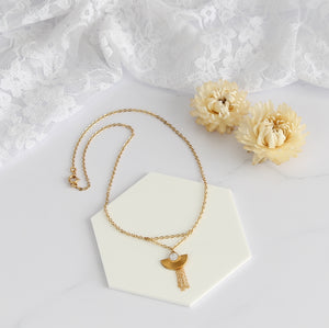 collier de mariée pendentif éventail doré or fin